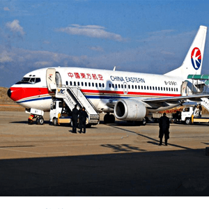昆明机场快运航空快运业稳步发展的原因是什么？